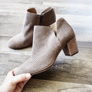 Lucky Brand PICKLA BOOTIE tan chevron leather boot